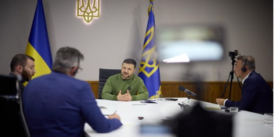 Foto: Serviço de Imprensa do Presidente da Ucrânia Volodymyr Zelenskyy concedeu entrevista a jornalistas brasileiros